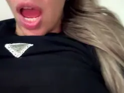 Amateur Adult Webcams of VALENTINA77