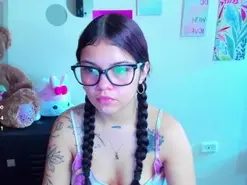 Amateur Free Live Porn of Emma_boo