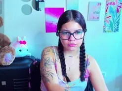 Amateur Live Sex of Emma_boo