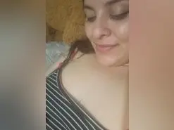 Amateur Live Porn of Avril_xo