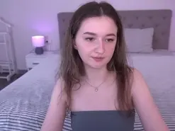 Amateur Adult Webcam of CyrenaLuxe