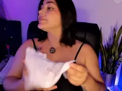 Amateur Sex Chat of lucy26_