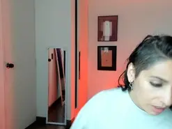 Amateur Live Sex Cam of Karolove