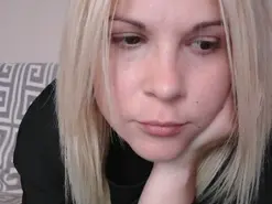 Amateur Adult Webcams of Hottye