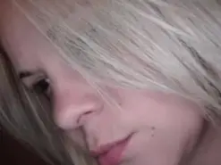 Amateur Nude Webcam of Hottye