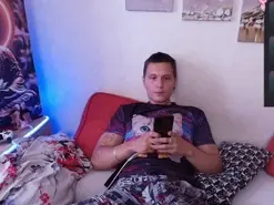 Amateur Live Sex Cam of Alex_WandHot