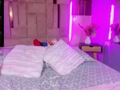 Amateur Nude Webcam of adhara_ruiz