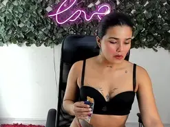 Amateur Free Live Porn of DestinyHills