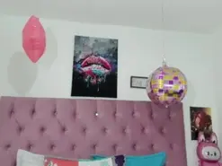 Amateur Adult Webcams of Lux_wish