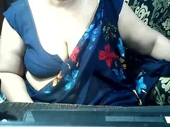 Amateur Nude Webcam of indianbhabi40