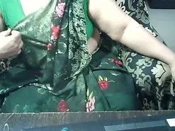 Amateur Sex Cam of indianbhabi40