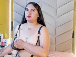 Amateur Live Porn of MiaDixon69_