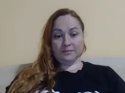 Amateur Free Porn Cam of zara_red