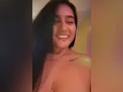 Amateur Nude Webcam of Laurita-666