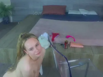 Bongacams Sex Cam of IceBlueBabe