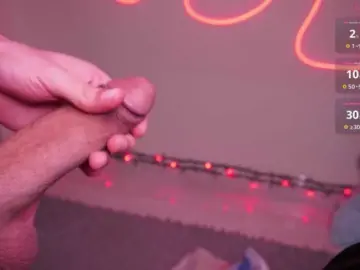 Bongacams Watch Live Sex Cams of MaddisRock