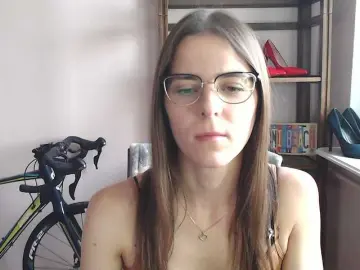 Bongacams Nude Webcam of MegiKiss