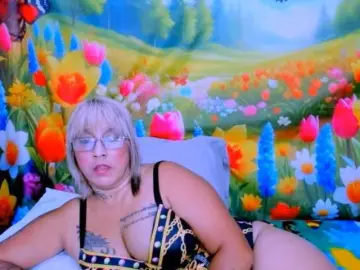 Bongacams Watch Live Sex Cams of indianroxy