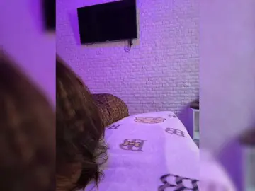 Bongacams Sex Cam of sweetkira25