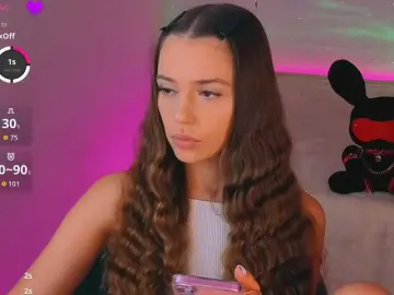Bongacams Sex Chat of MaybeBabeTV