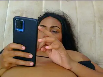 Bongacams Live Sex Cam of minabigboobs