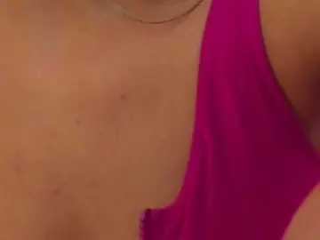 Bongacams Watch Live Sex Cams of AllisonSweets