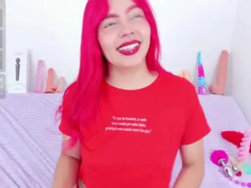 Bongacams Nude Webcam of CloeeLovee