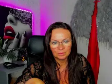 Bongacams Watch Live Sex Cams of HelenSHOW1