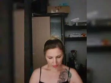 Bongacams Adult Video Chat of Nushka1939