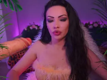 Bongacams Free Porn Cam of LADYCharmer