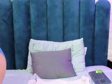 Bongacams Watch Live Sex Cams of JadeGlow