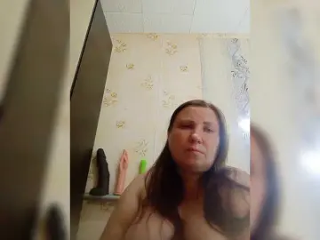 Bongacams Watch Live Sex Cams of Ogonek37