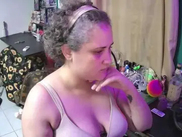 Bongacams Live Sex of lolalicious758