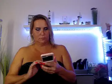 Bongacams Live Porn of JuliaPink