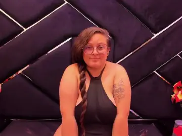 Bongacams Sex Cam of SaraThonson