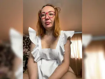 Bongacams Nude Webcam of Pink-Lips