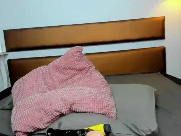 Bongacams Nude Webcam of KatniseBabe