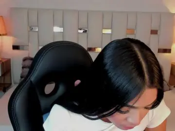 Bongacams Free Porn Cam of NauthyNahomi