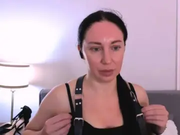 Bongacams Nude Webcam of MiaFoxy