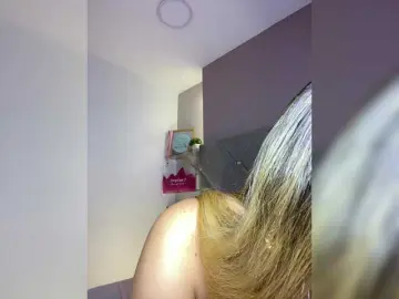 Bongacams Free Live Porn of MeganRosse1