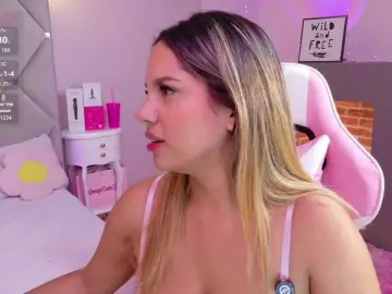 Bongacams Free Live Porn of MeganRosse1