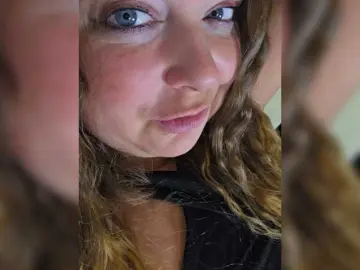 Bongacams Free Live Porn of HairyCrotch