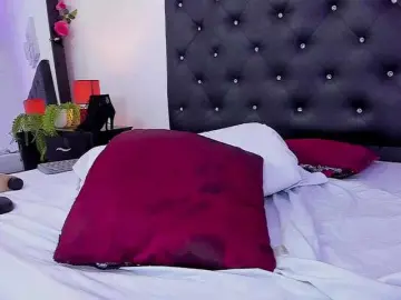 Bongacams Private Sex Chat of fantasycurvyhot1