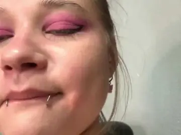 Bongacams Free Porn Cam of IvoryKranz