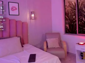 Bongacams Watch Live Sex Cams of Violetta-Hills