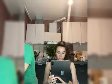 Bongacams Live Sex Cam of Cat-meowa