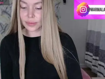 Bongacams Best live sex cam show of Foxymoxy19