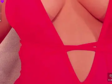 Bongacams Watch Live Sex Cams of KyomiVelvet