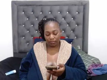 Bongacams Watch Live Sex Cams of ChocSexcBeast