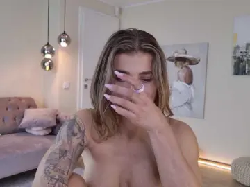 Bongacams Watch Live Sex Cams of LennaGodess